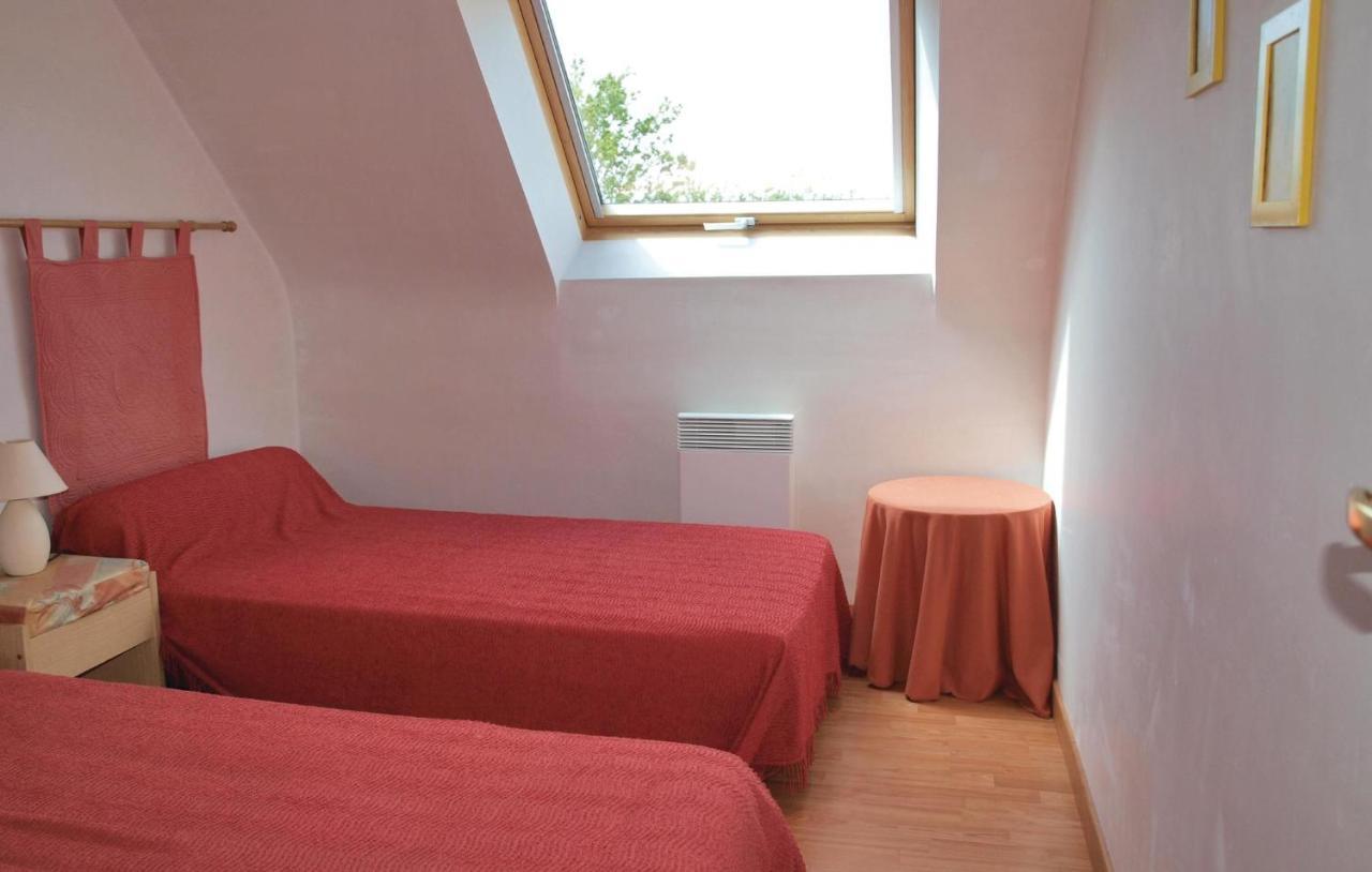 2 Bedroom Nice Home In Plestin Les Greves المظهر الخارجي الصورة
