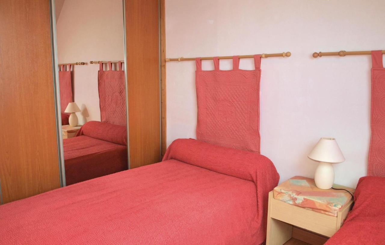2 Bedroom Nice Home In Plestin Les Greves المظهر الخارجي الصورة